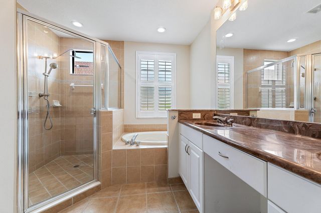 2715 Ravella Way, Palm Beach Gardens, FL 33410