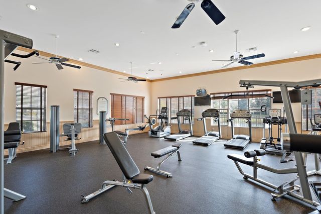 2715 Ravella Way, Palm Beach Gardens, FL 33410