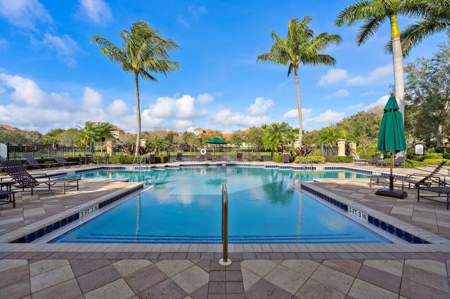 2715 Ravella Way, Palm Beach Gardens, FL 33410