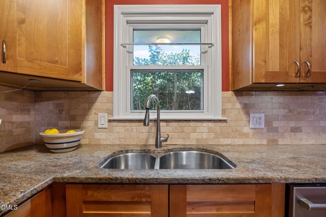 111 W Murray Avenue, Durham, NC 27704