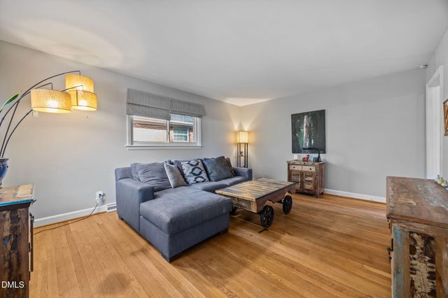 111 W Murray Avenue, Durham, NC 27704