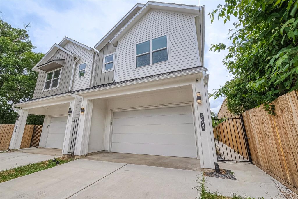 3835 Mainer Street, Houston, TX 77021