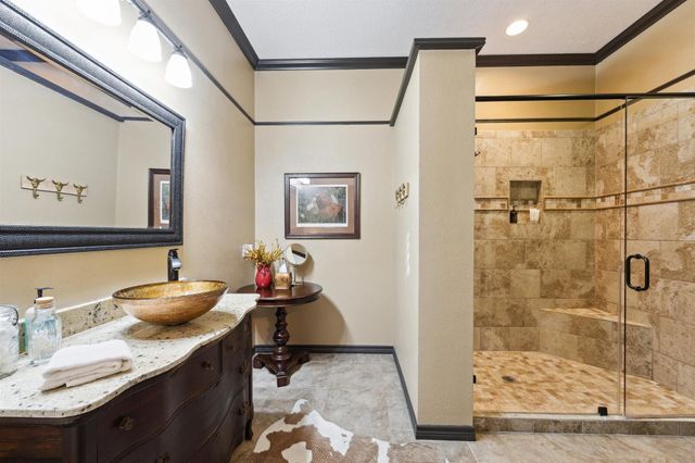 1224 Haines Road, Sheridan, TX 77475