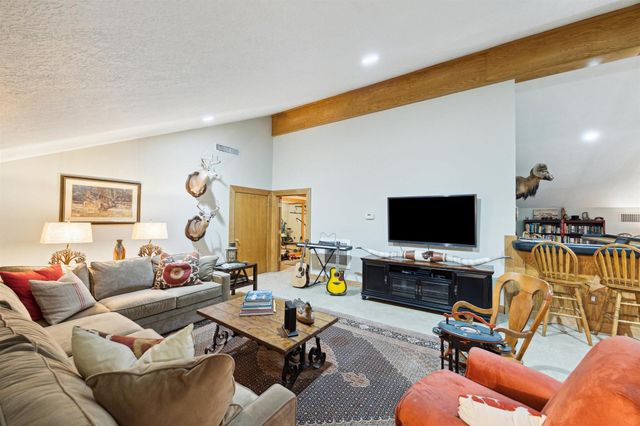 1224 Haines Road, Sheridan, TX 77475