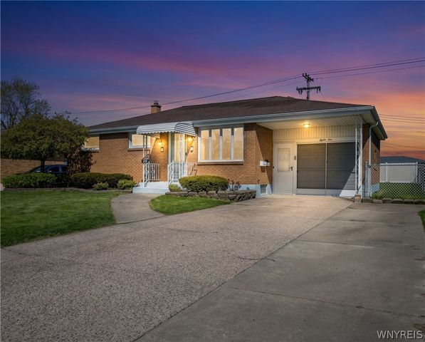 89 Homeworth Parkway, Cheektowaga, NY 14225