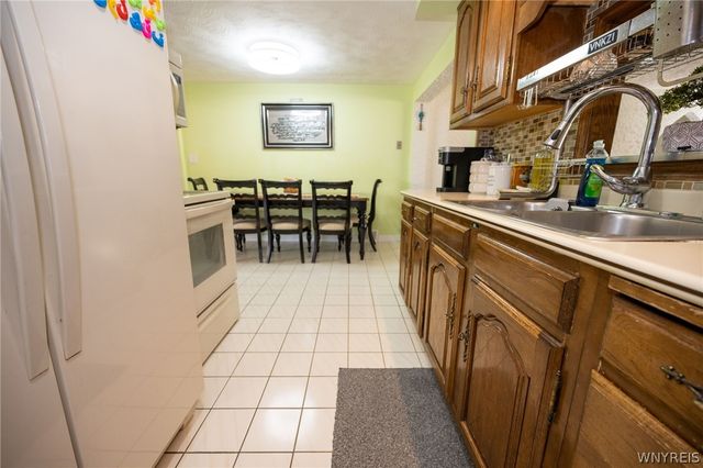 89 Homeworth Parkway, Cheektowaga, NY 14225
