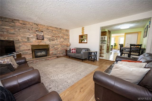 89 Homeworth Parkway, Cheektowaga, NY 14225