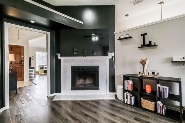 4311 Duesenberg Court, Pearland, TX 77584