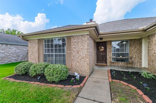 4311 Duesenberg Court, Pearland, TX 77584