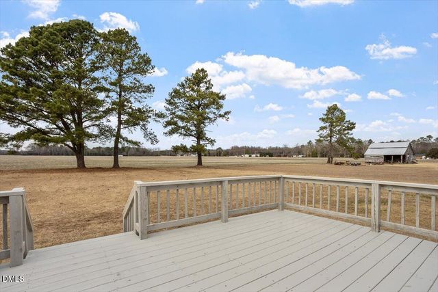 6922 Great Swamp Loop, Lucama, NC 27851