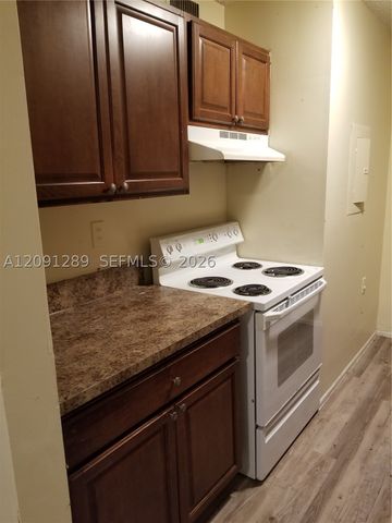 1201 Lake Victoria Dr E, West Palm Beach, FL 33411