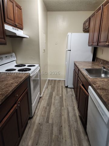1201 Lake Victoria Dr E, West Palm Beach, FL 33411
