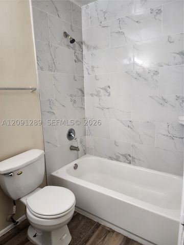 1201 Lake Victoria Dr E, West Palm Beach, FL 33411