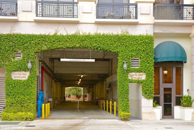 801 S Olive Avenue 1402, West Palm Beach, FL 33401