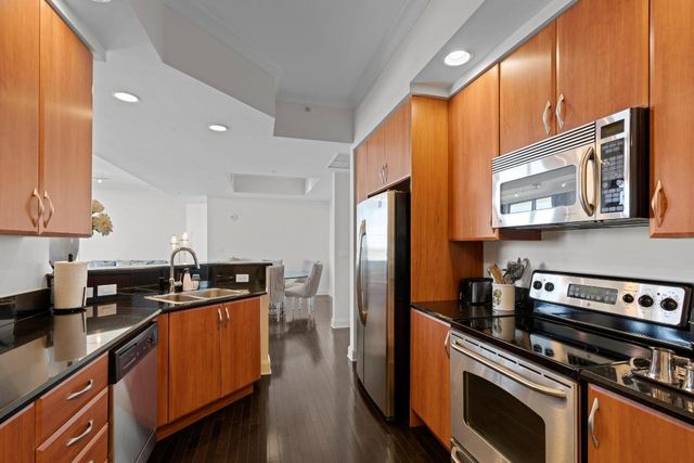 801 S Olive Avenue 1402, West Palm Beach, FL 33401