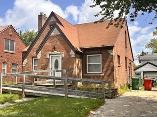 15497 Nehls Avenue, Eastpointe, MI 48021