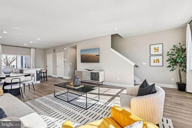 1813 HARVEST DR, Winchester, VA 22601