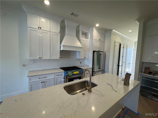 2207 Paul W Bryant, Tuscaloosa, AL 35401