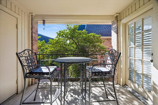 1601 S Shepherd Drive 216, Houston, TX 77019