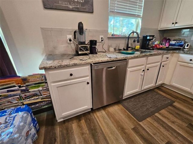 4962 Zoya Court, South Fulton, GA 30331