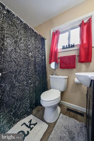 201 GUNNING BEDFORD DR, Dover, DE 19904
