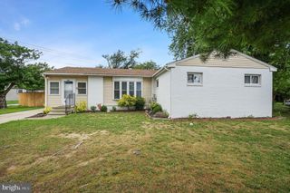 201 GUNNING BEDFORD DR, Dover, DE 19904