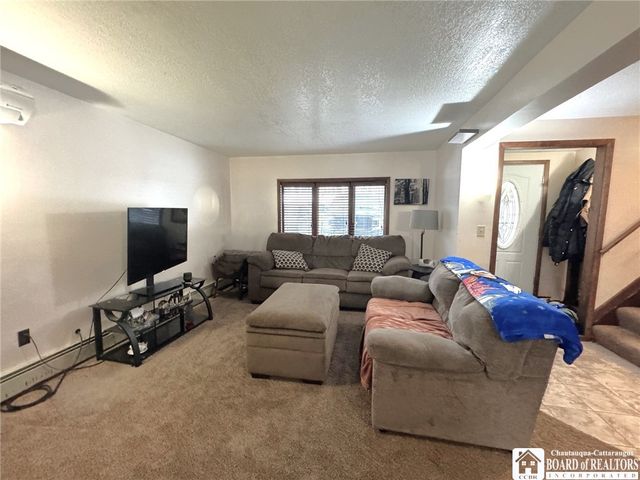 820 Beach Road, Evans, NY 14006