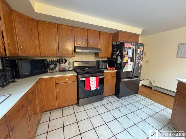 820 Beach Road, Evans, NY 14006