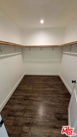 17629 Burbank Boulevard, Encino, CA 91316