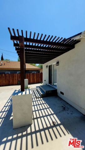 17629 Burbank Boulevard, Encino, CA 91316