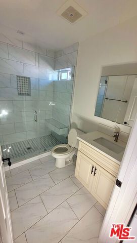 17629 Burbank Boulevard, Encino, CA 91316