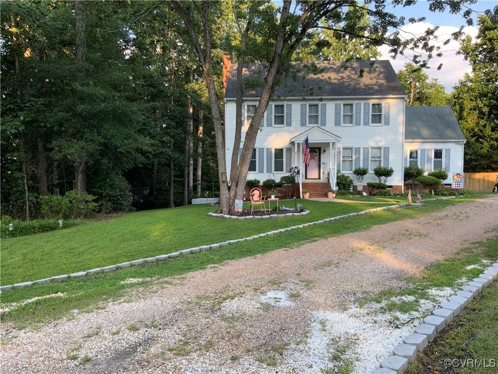 4501 Exton Ln, Chester, VA 23831