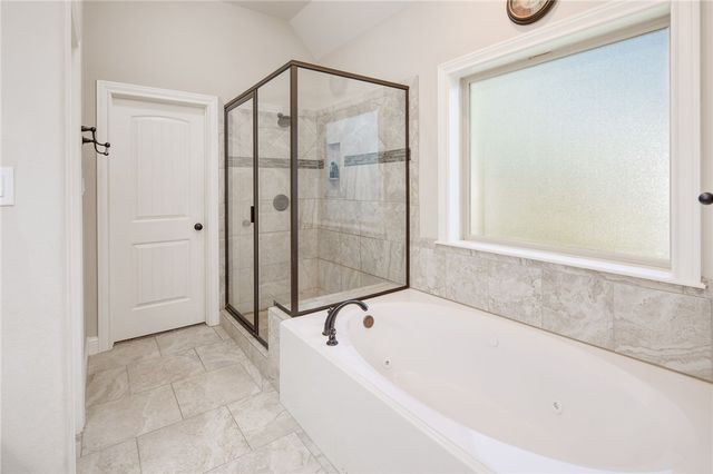 9600 Shadow Creek, Bryan, TX 77808