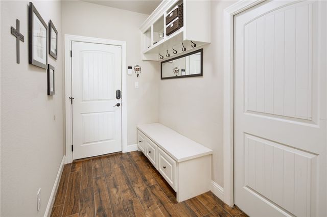 9600 Shadow Creek, Bryan, TX 77808