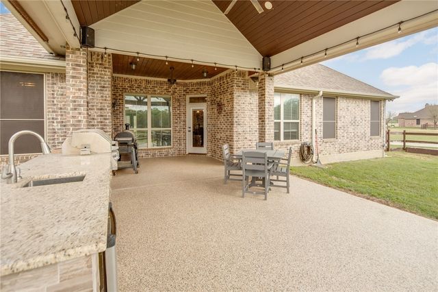 9600 Shadow Creek, Bryan, TX 77808