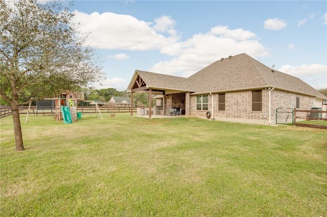 9600 Shadow Creek, Bryan, TX 77808