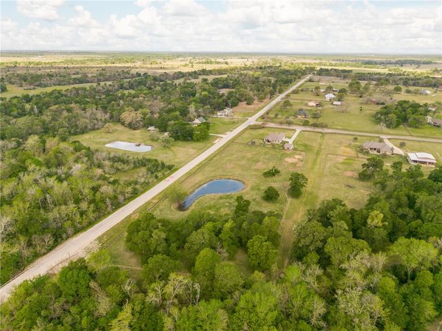 9600 Shadow Creek, Bryan, TX 77808