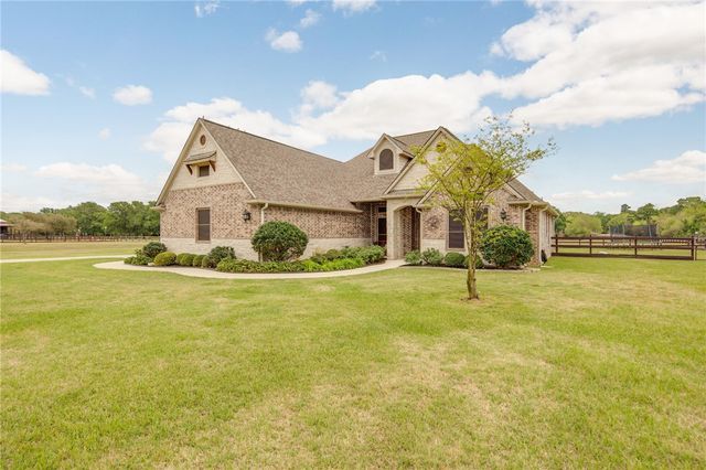 9600 Shadow Creek, Bryan, TX 77808