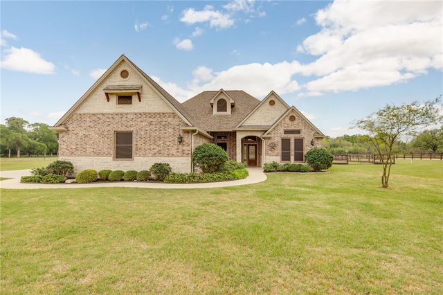 9600 Shadow Creek, Bryan, TX 77808