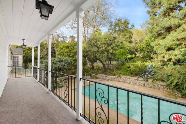 1150 Stone Canyon Road, Los Angeles, CA 90077