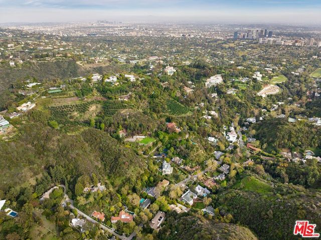 1150 Stone Canyon Road, Los Angeles, CA 90077