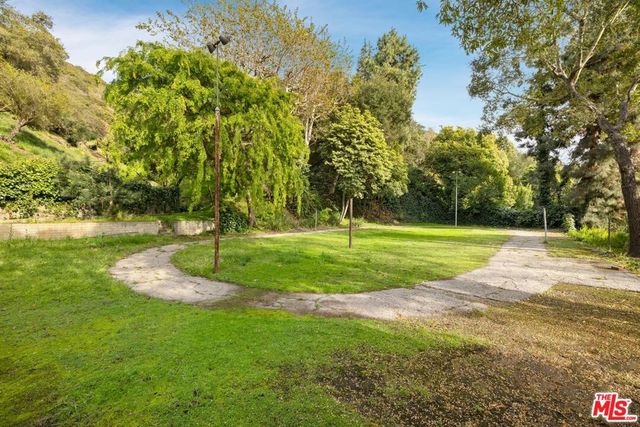 1150 Stone Canyon Road, Los Angeles, CA 90077