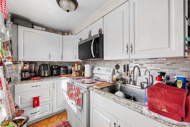 601 CLUB CIRCLE, Lakeshore, FL 33854