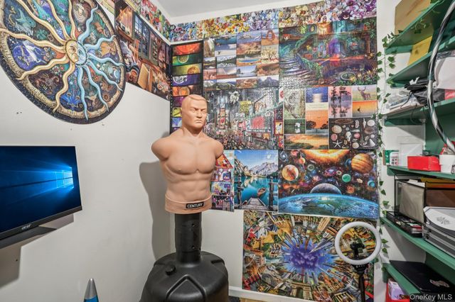 9 Oxford Court 7908, Suffern, NY 10901