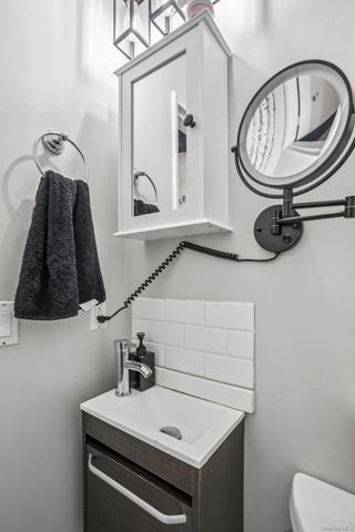 9 Oxford Court 7908, Suffern, NY 10901