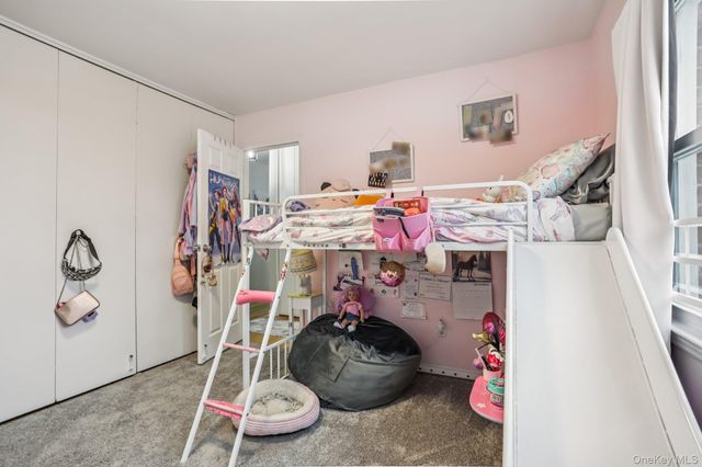 9 Oxford Court 7908, Suffern, NY 10901