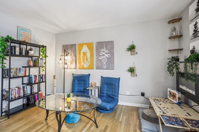 9 Oxford Court 7908, Suffern, NY 10901