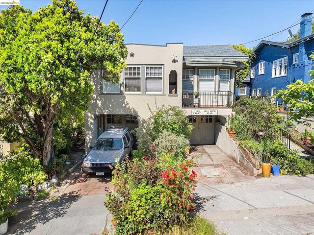 1112 E 33Rd St, Oakland, CA 94610