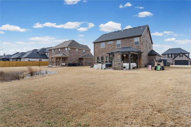 626 Millwood, Cave Springs, AR 72718