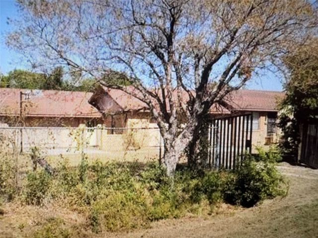 813 E Highway 114, Boyd, TX 76023